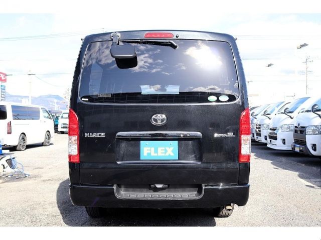 TOYOTA HIACE VAN 2WD 2019 Image 31