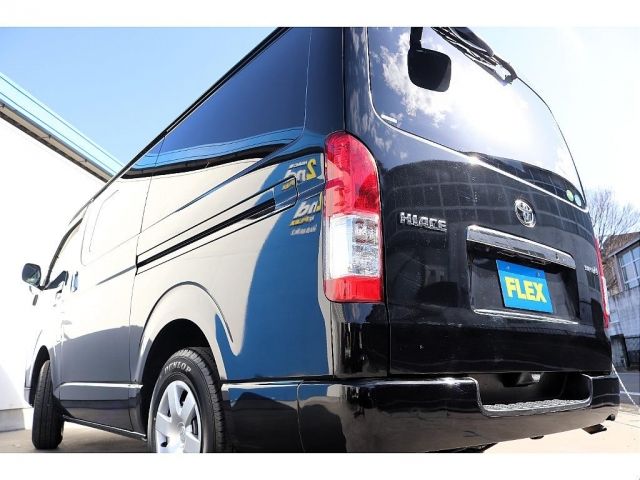 TOYOTA HIACE VAN 2WD 2019 Image 31