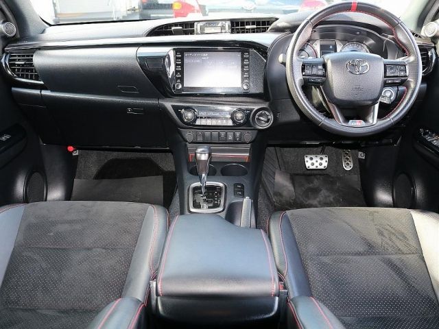 TOYOTA HILUX 4WD 2022 Image 31