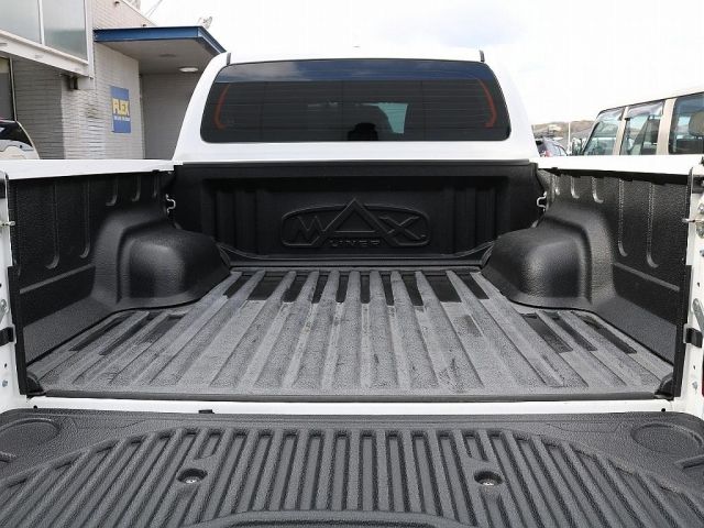 TOYOTA HILUX 4WD 2022 Image 31