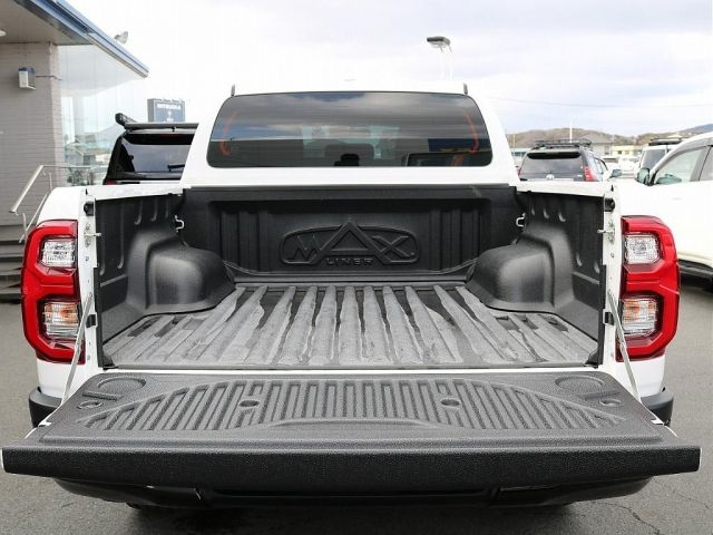 TOYOTA HILUX 4WD 2022 Image 31