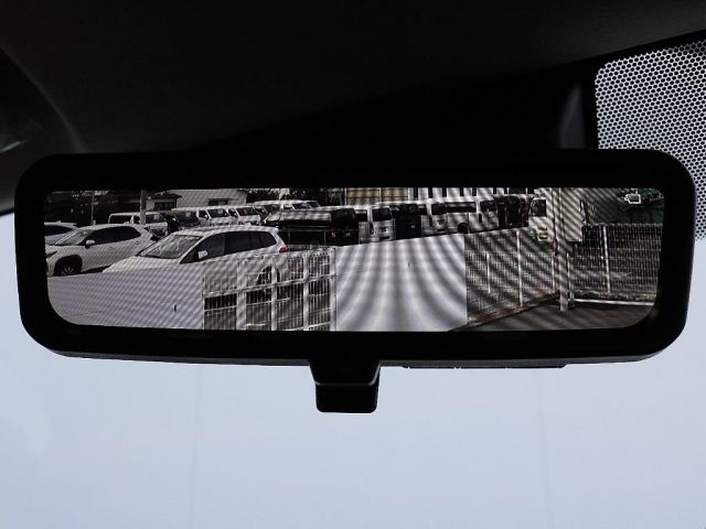 TOYOTA HIACE VAN 4WD 2025 Image 31