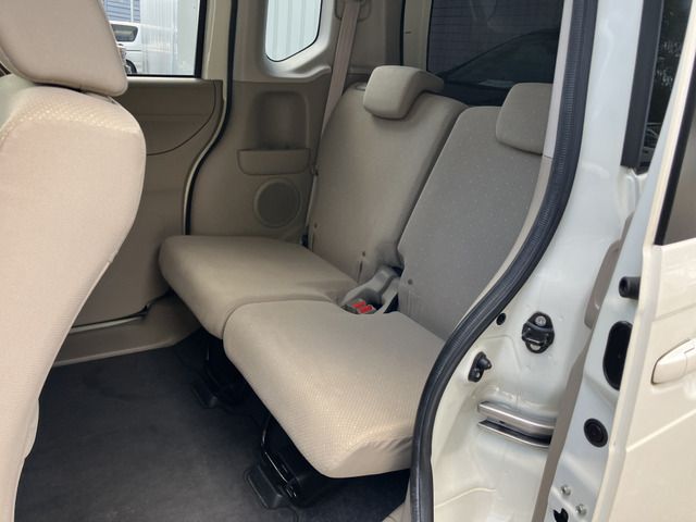 HONDA N BOX 2014 Image 31