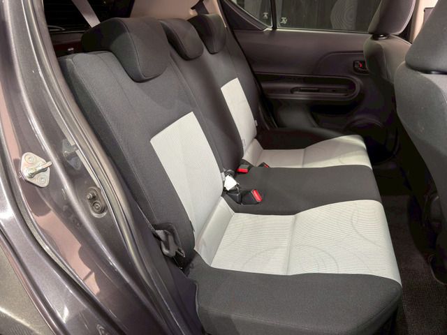 TOYOTA AQUA 2014 Image 31