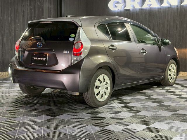 TOYOTA AQUA 2014 Image 31