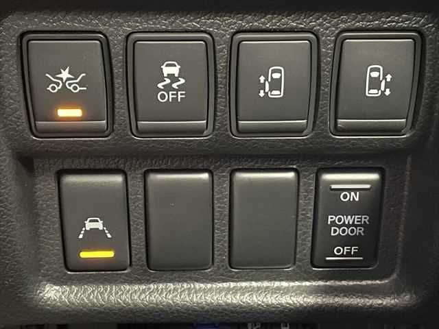 NISSAN ELGRAND 2019 Image 31