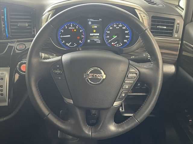 NISSAN ELGRAND 2019 Image 31