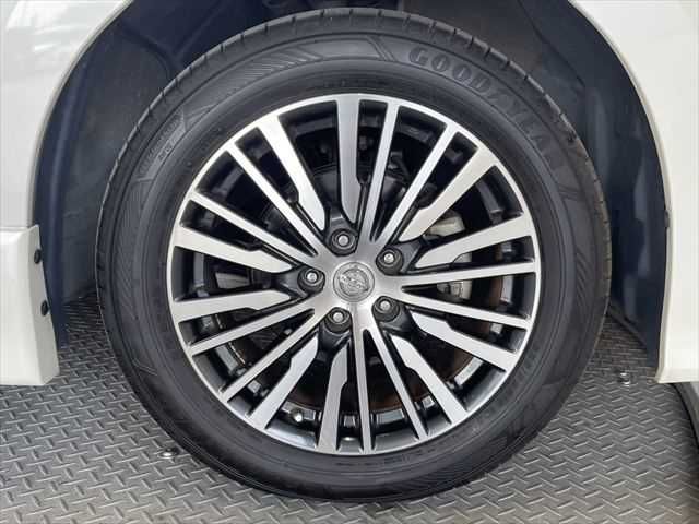 NISSAN ELGRAND 2019 Image 31