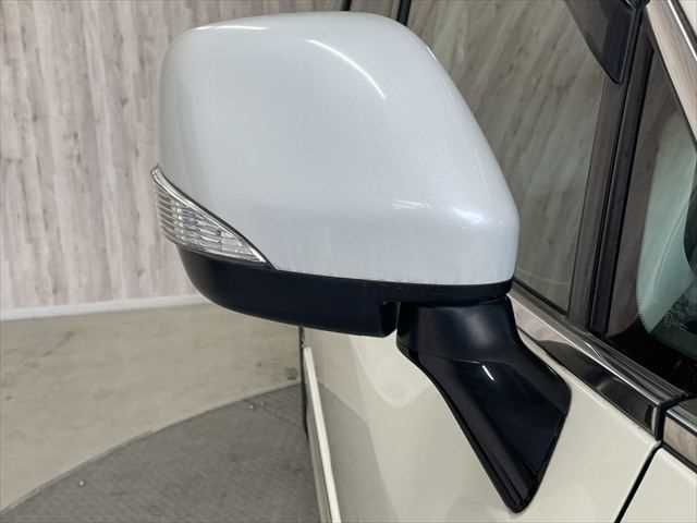 NISSAN ELGRAND 2019 Image 31