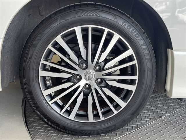 NISSAN ELGRAND 2019 Image 31