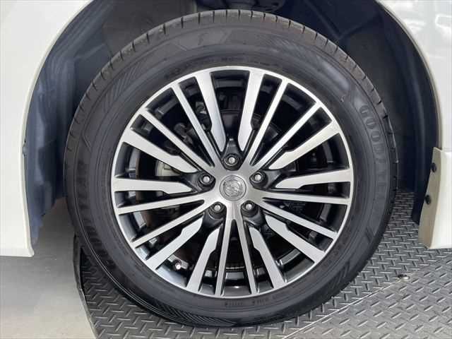 NISSAN ELGRAND 2019 Image 31