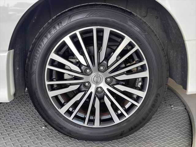 NISSAN ELGRAND 2019 Image 31