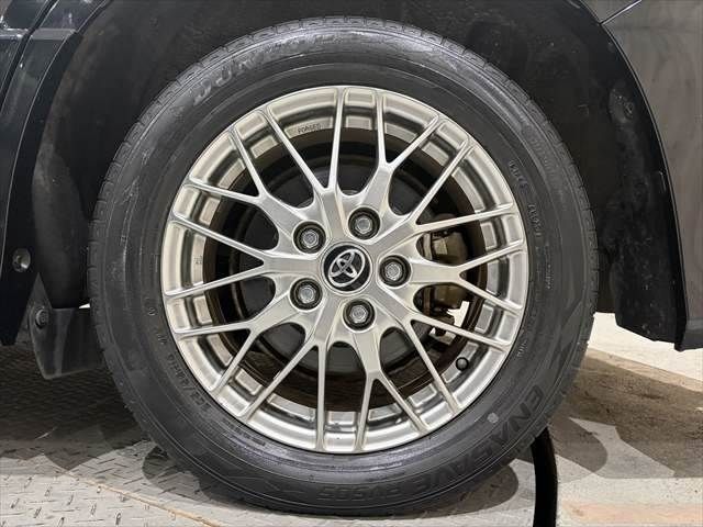 TOYOTA VOXY HYBRID 2018 Image 31