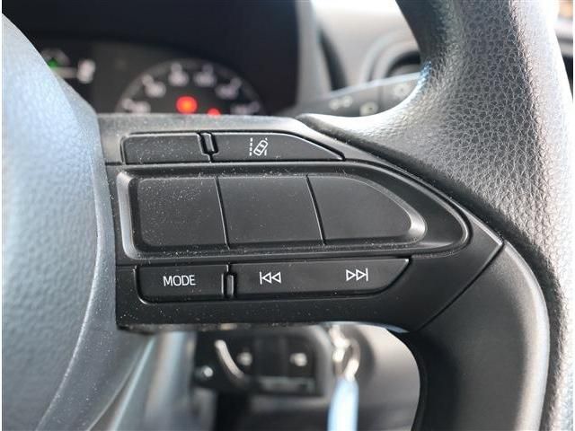 TOYOTA YARIS 2020 Image 31