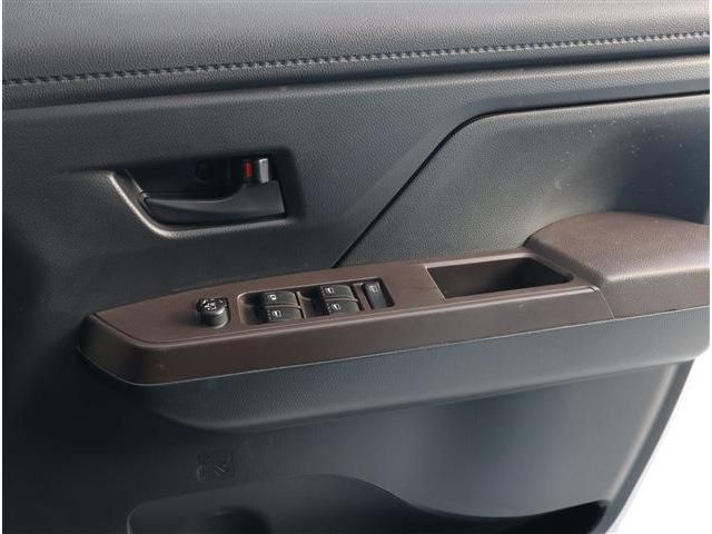 TOYOTA TANK 2019 Image 31