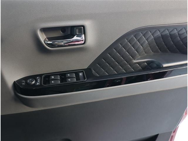 DAIHATSU TANTO CUSTOM 2019 Image 31