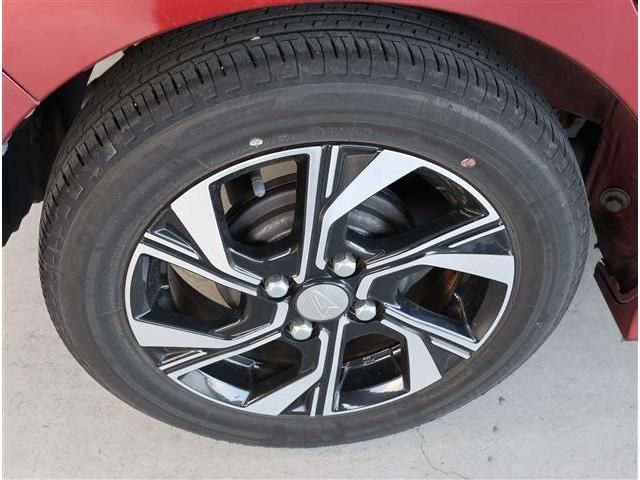 DAIHATSU TANTO CUSTOM 2019 Image 31