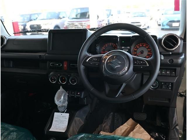 SUZUKI JIMNY NOMADE 2025 Image 31