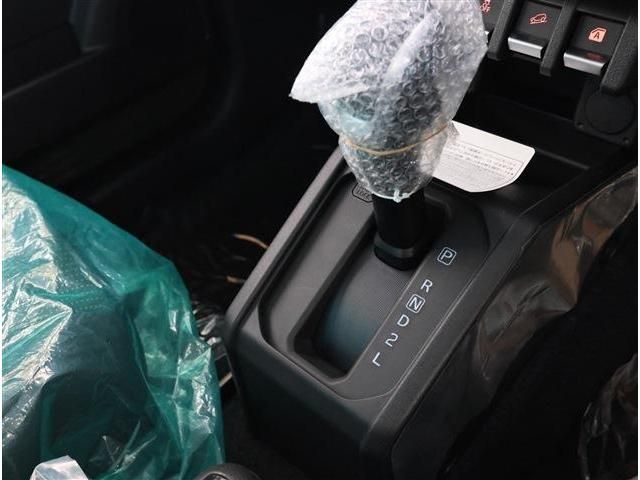 SUZUKI JIMNY NOMADE 2025 Image 31