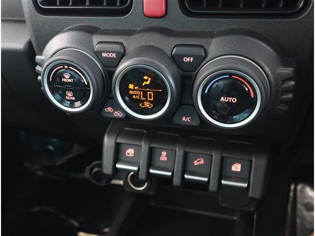 SUZUKI JIMNY NOMADE 2025 Image 31