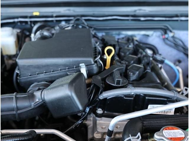 SUZUKI JIMNY NOMADE 2025 Image 31