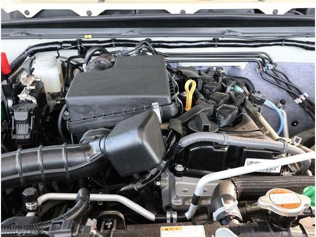 SUZUKI JIMNY NOMADE 2025 Image 31