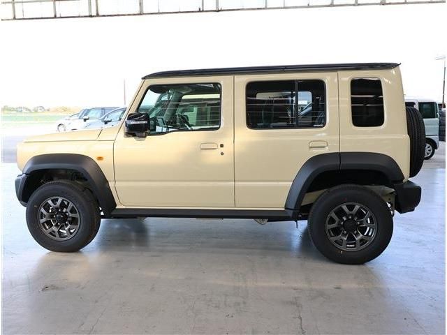 SUZUKI JIMNY NOMADE 2025 Image 31