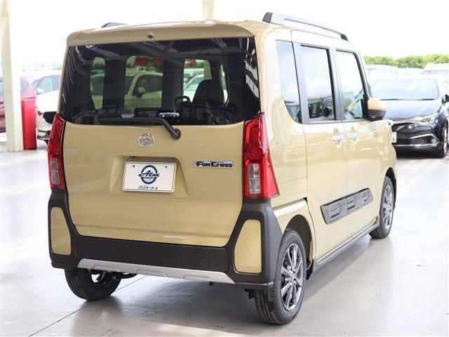 DAIHATSU TANTO FAN CROSS 2025 Image 31