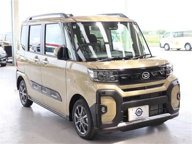 DAIHATSU TANTO FAN CROSS 2025 Image 31