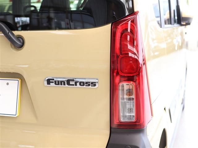DAIHATSU TANTO FAN CROSS 2025 Image 31