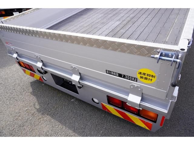 MITSUBISHI FUSOU FIGHTER 2023 Image 31