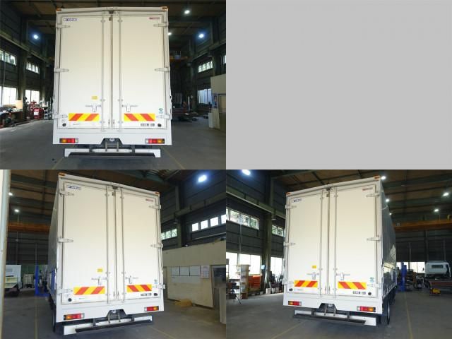MITSUBISHI CANTER 2013 Image 31
