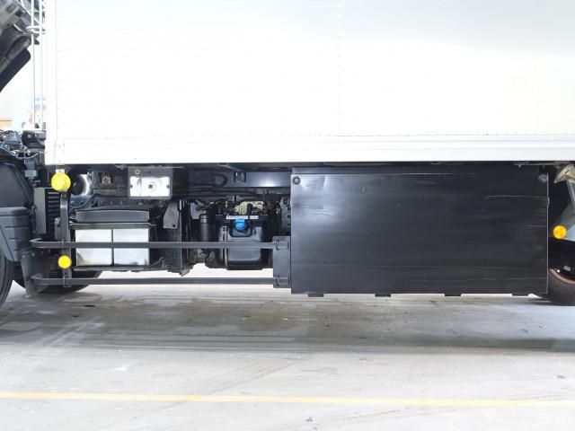 MITSUBISHI CANTER 2012 Image 31