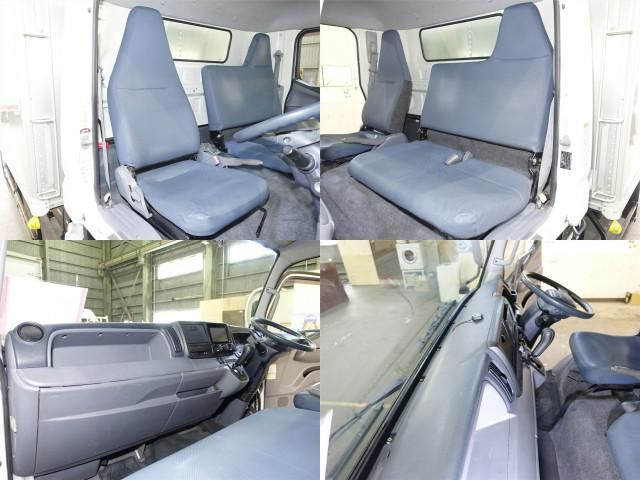 MITSUBISHI CANTER 2012 Image 31