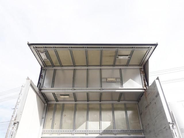 MITSUBISHI FUSOU FIGHTER 2009 Image 31