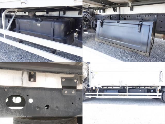 MITSUBISHI FUSOU FIGHTER 2013 Image 31