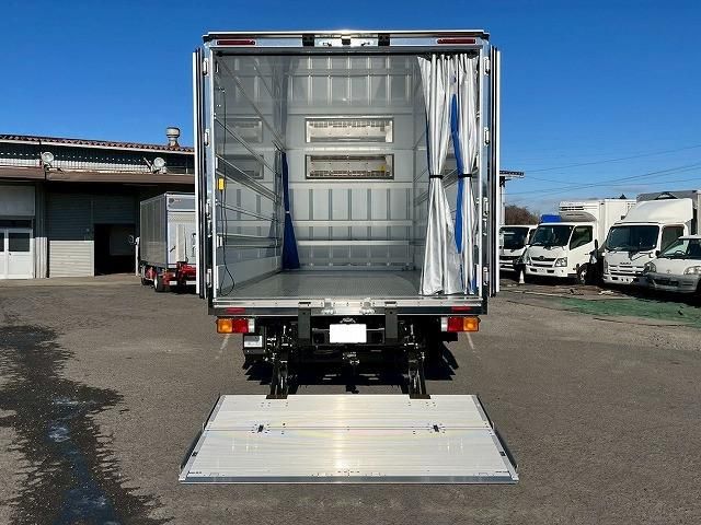 MITSUBISHI FUSOU FIGHTER 2025 Image 31