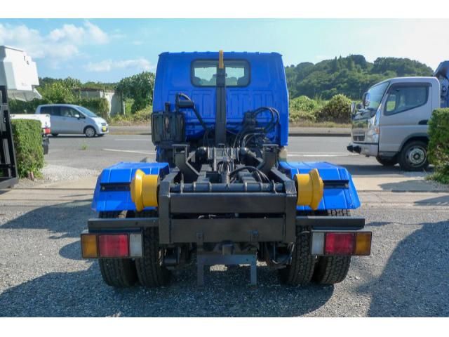 ISUZU ELF 2013 Image 31