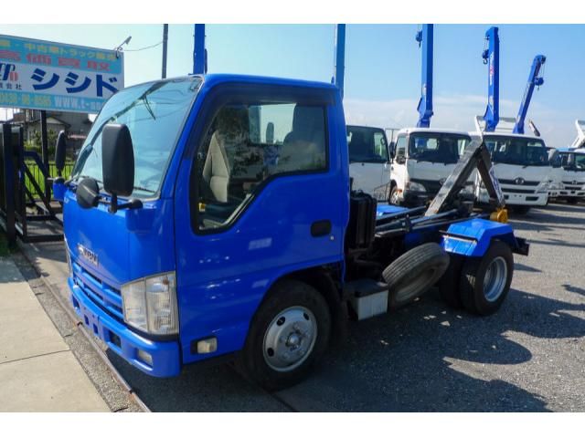 ISUZU ELF 2013 Image 31