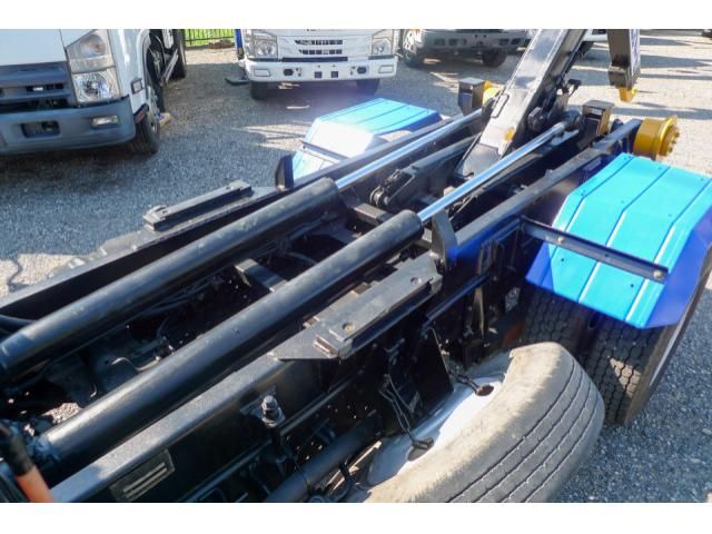 ISUZU ELF 2013 Image 31