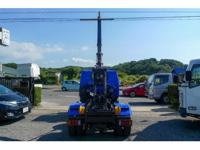 ISUZU ELF 2013 Image 31