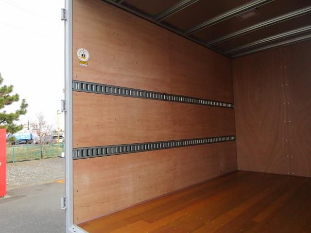 HINO DUTRO 2024 Image 31