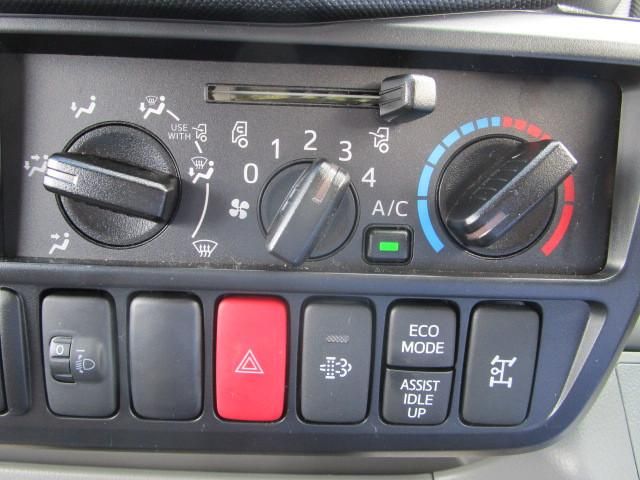 HINO DUTRO 2025 Image 31