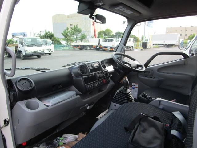 HINO DUTRO 2025 Image 31