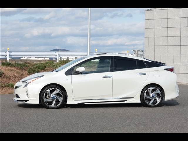 TOYOTA PRIUS 4WD 2016 Image 31