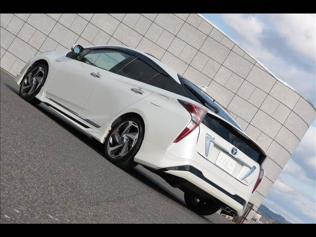 TOYOTA PRIUS 4WD 2016 Image 31