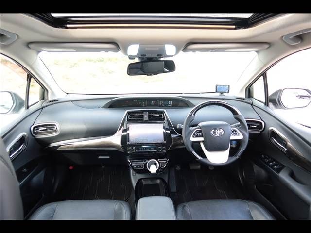 TOYOTA PRIUS 4WD 2016 Image 31