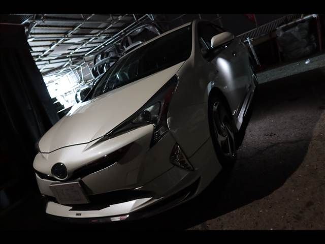 TOYOTA PRIUS 4WD 2016 Image 31