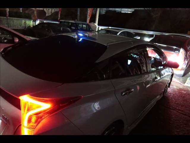 TOYOTA PRIUS 4WD 2016 Image 31