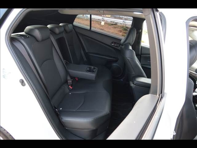 TOYOTA PRIUS 4WD 2016 Image 31